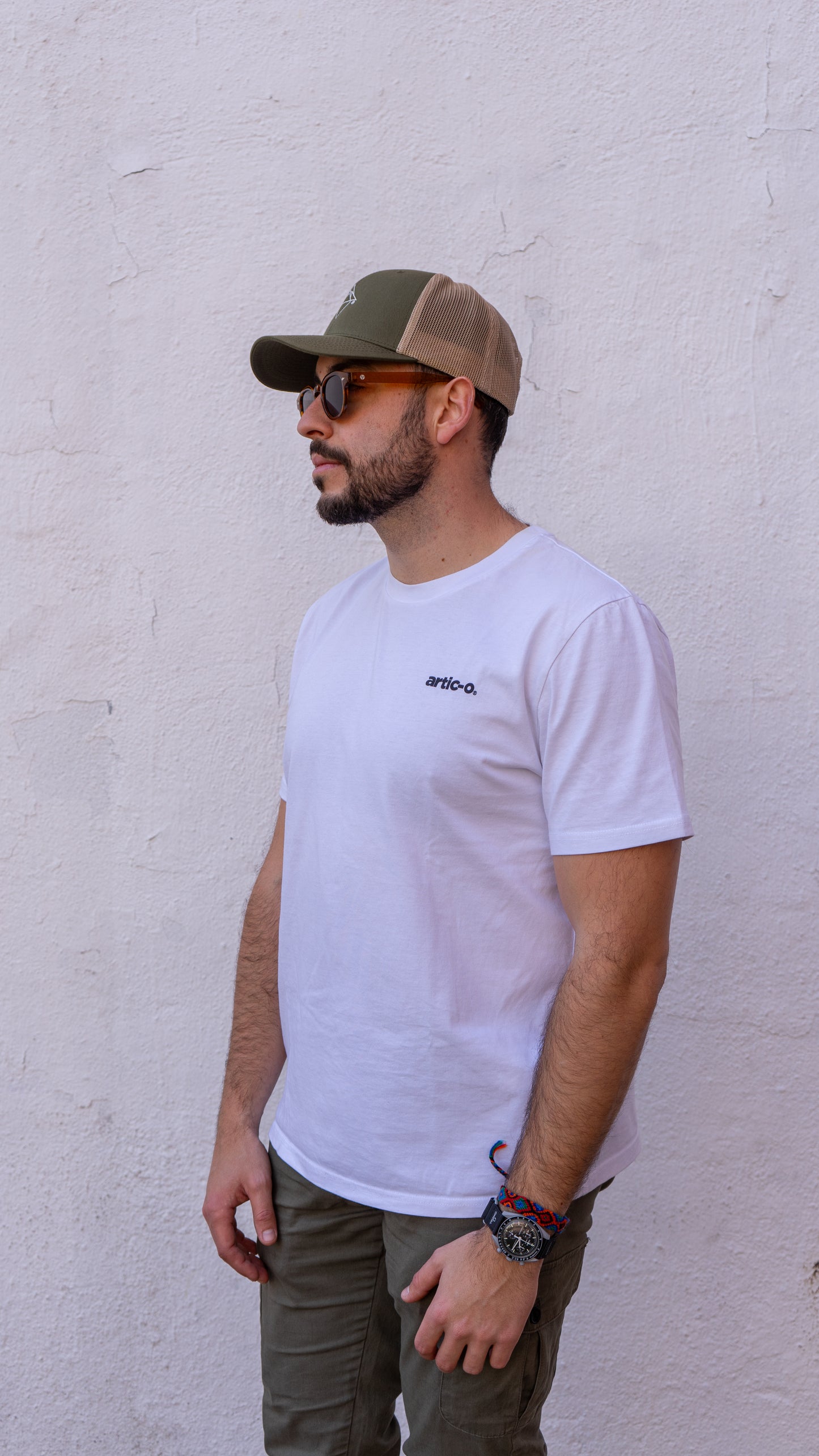 ONE (WHITE)
